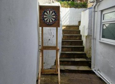 dart board